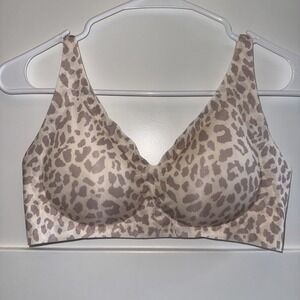 NWOT Cheetah Print Cream And Brown Soft Adjustable Strap Bra In Large Never Worn